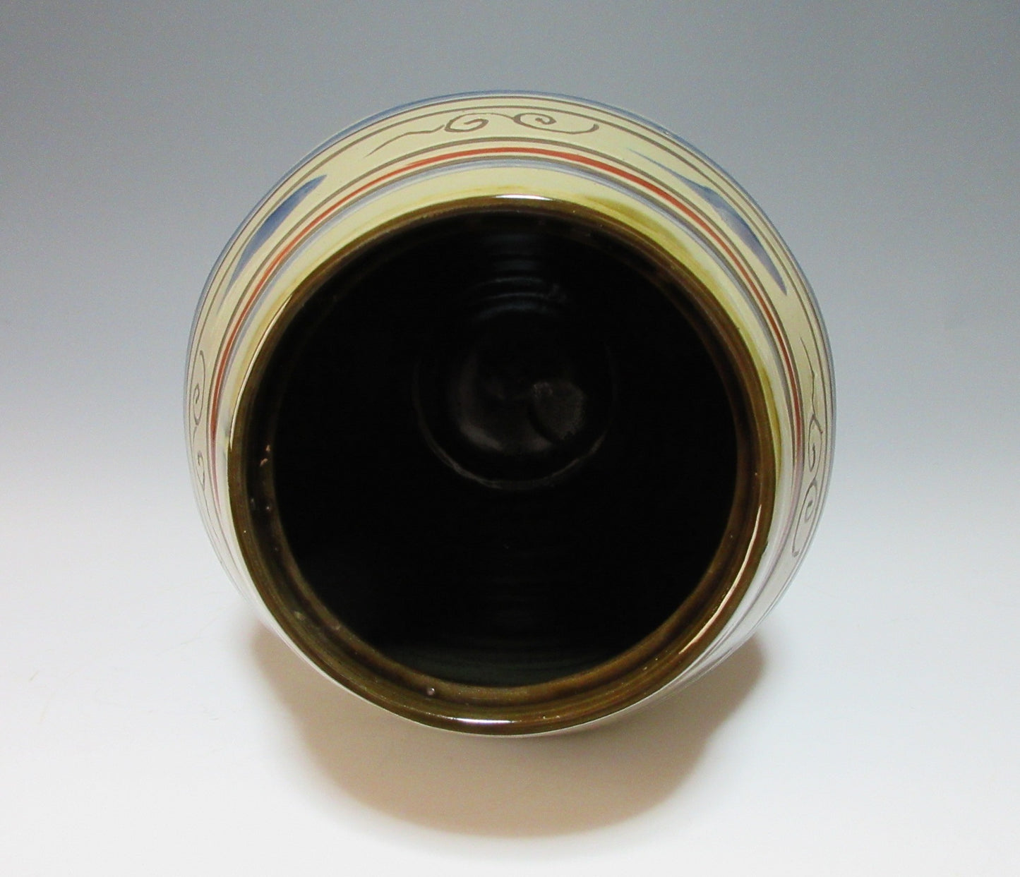 Aragaki Eisaburo VI Tsuboya-ware Vase