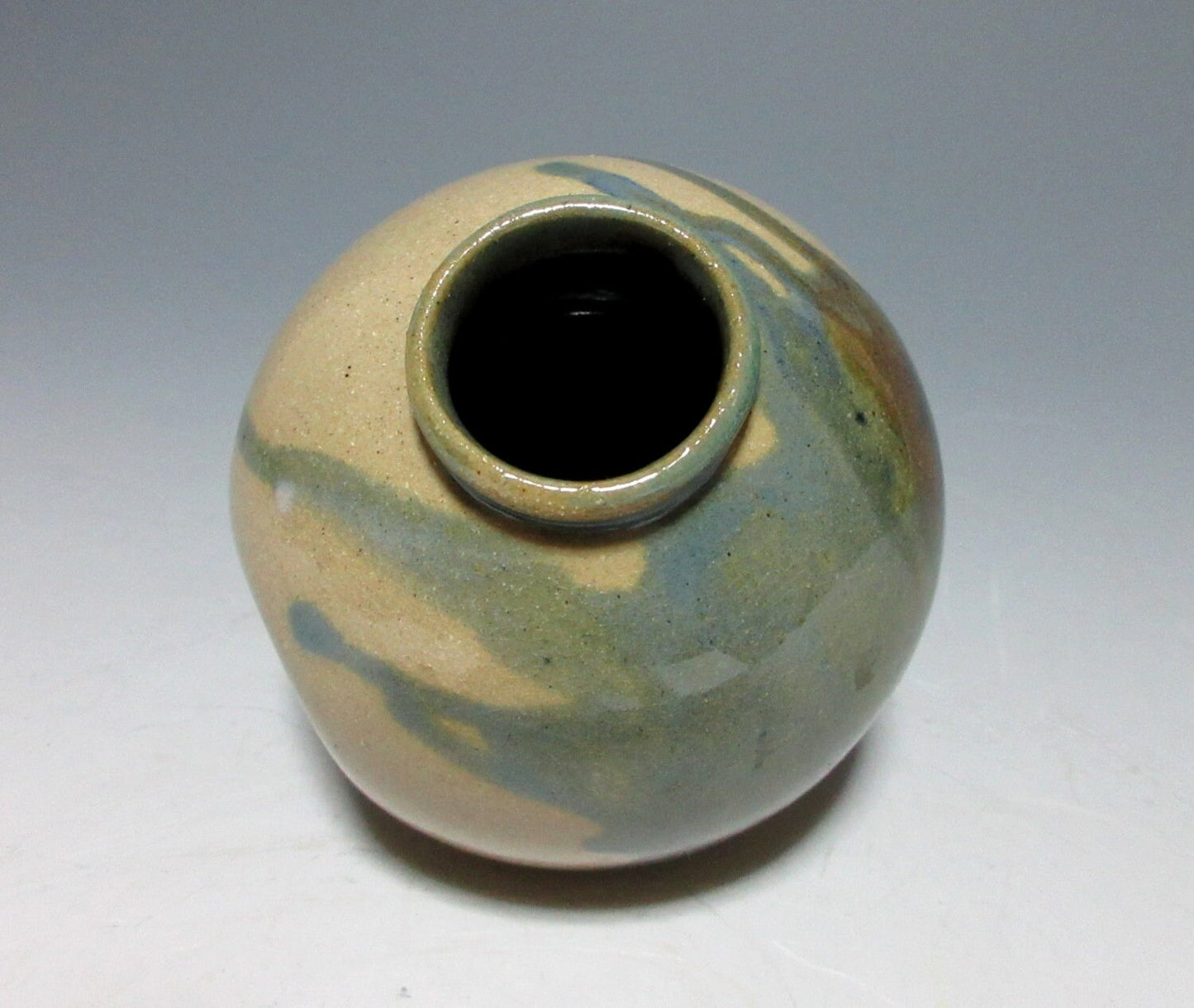 Hagiwara Kazuko Ryukyu-ware Bud Vase