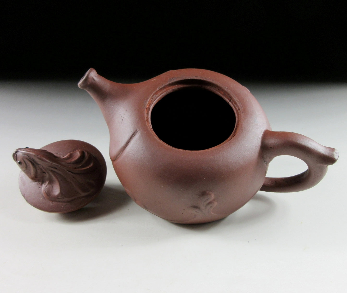 Yixing Style Goldfish Tea Pot