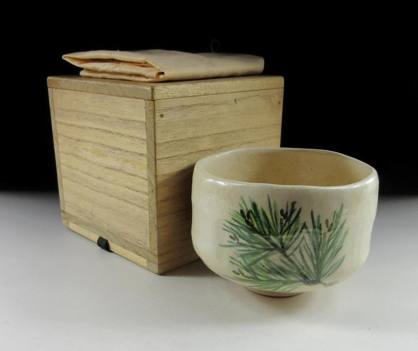 Yoshimura Rakunyu III Matsu Pine Chawan