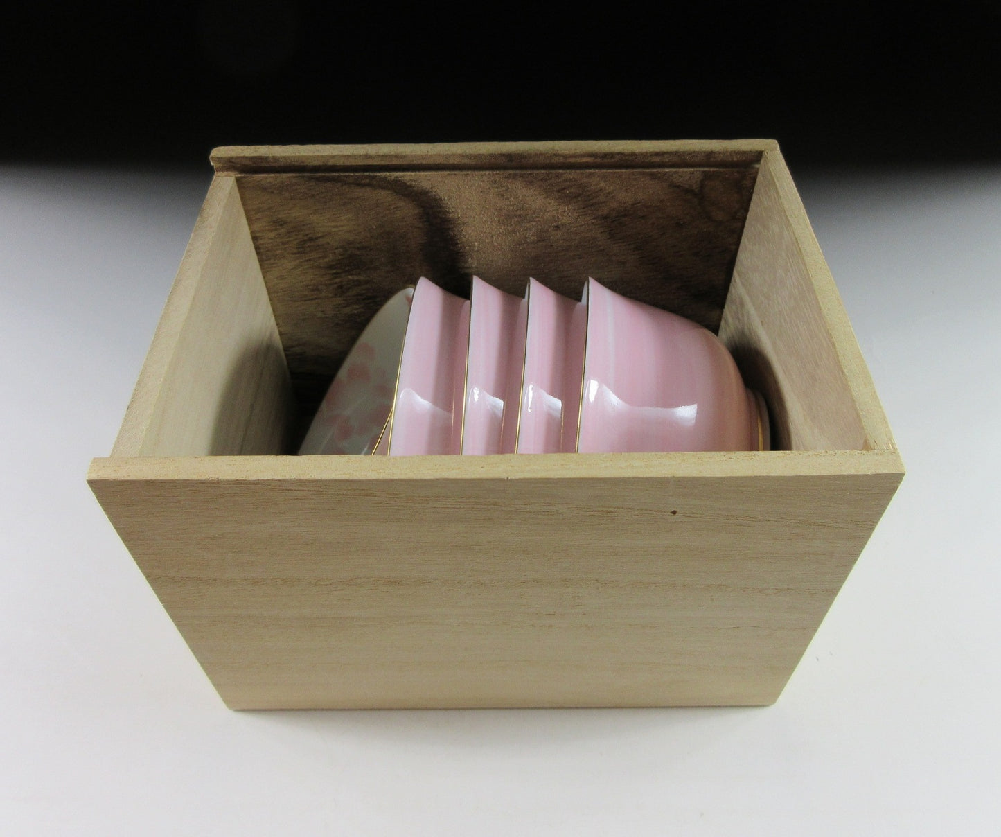 Fukagawa Porcelain Tea Cups
