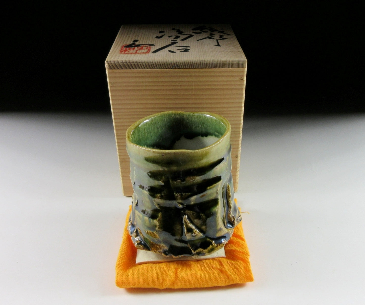 Yamada Masakazu Oribe Glaze Yunomi