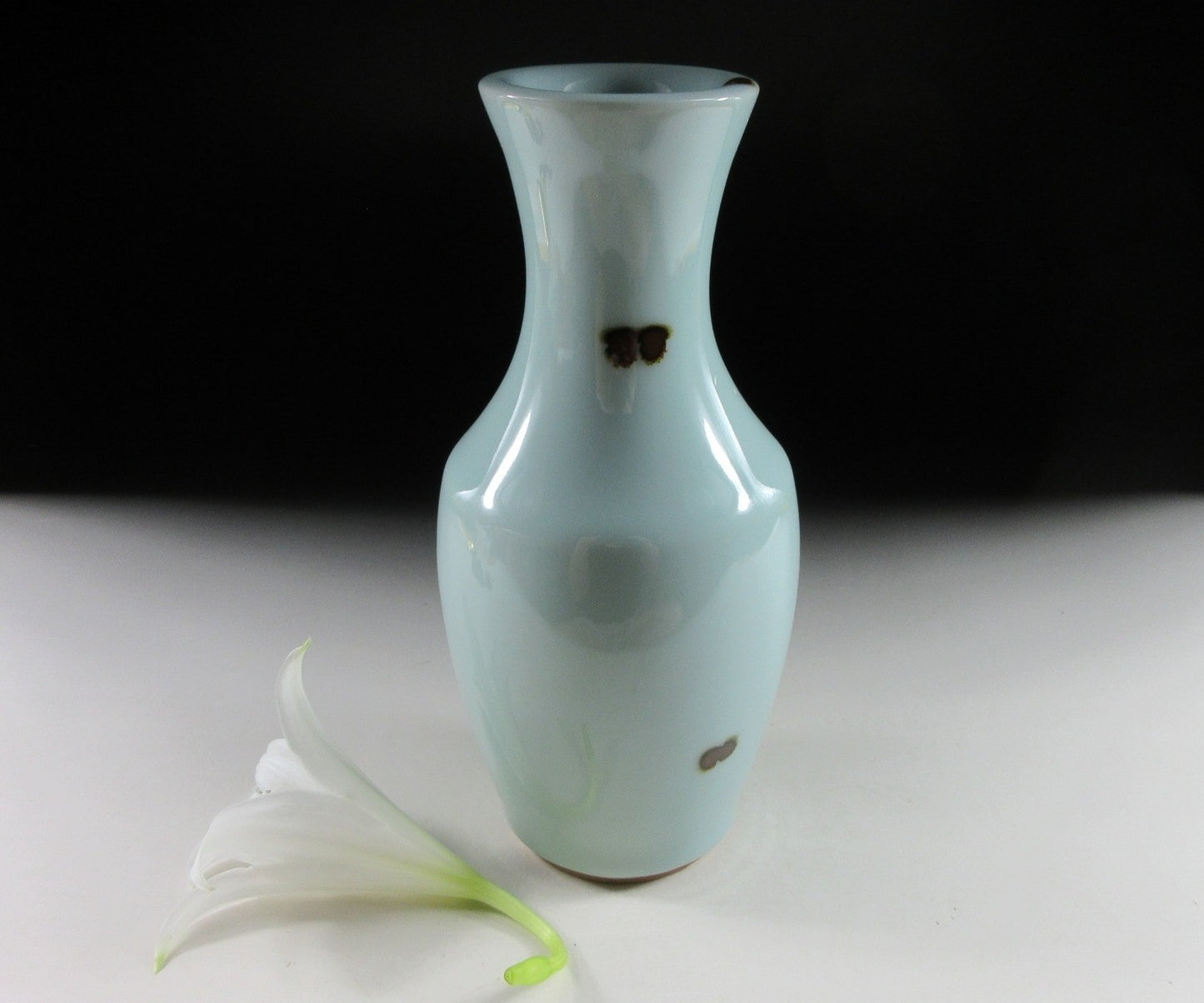 Wakunami Soryu II Celadon Glaze Vase