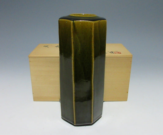 Shirai Kazunari Oribe Glaze Vase