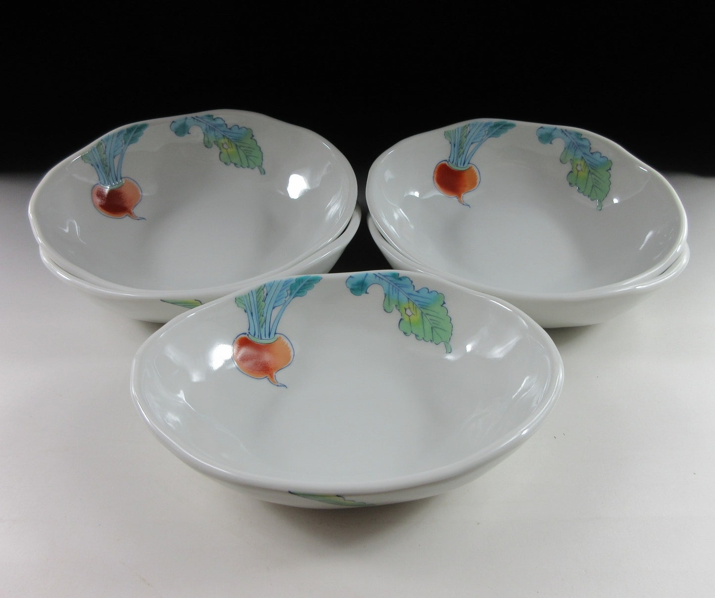 Set of Five Kutani-ware Radish Bowls