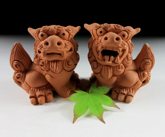 VERY SMALL Ryukyu Shisa Pair