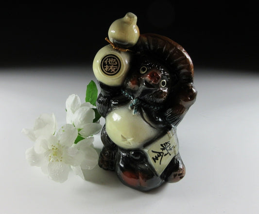 Small Tanuki Okimono