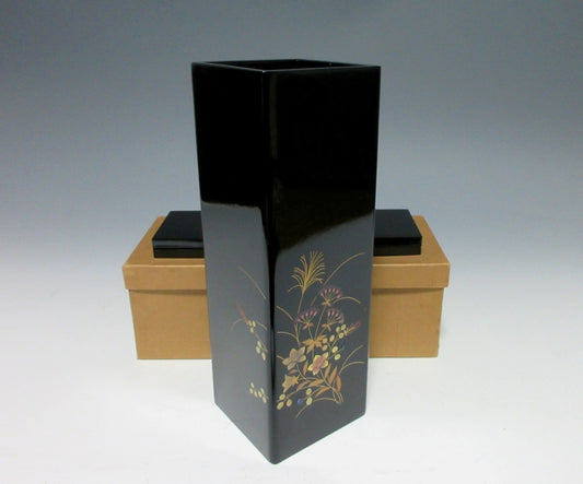 Aizu-nuri Autumn Akikusa Vase