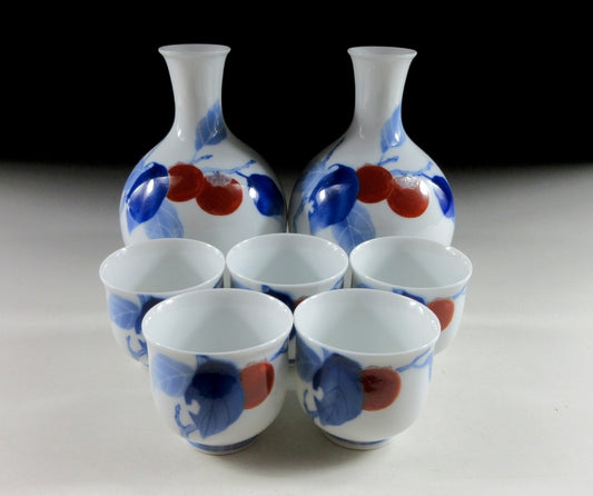 Fukagawa Porcelain Sake Set