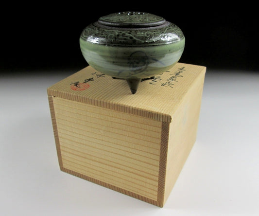 SMALL 'Manjudo' Daruma Koro