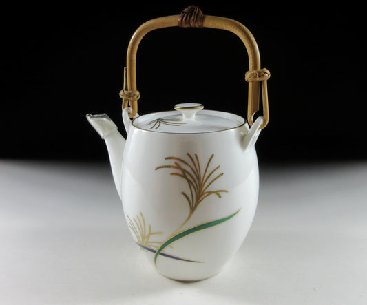 Hojo Gama Pampas Grass Teapot