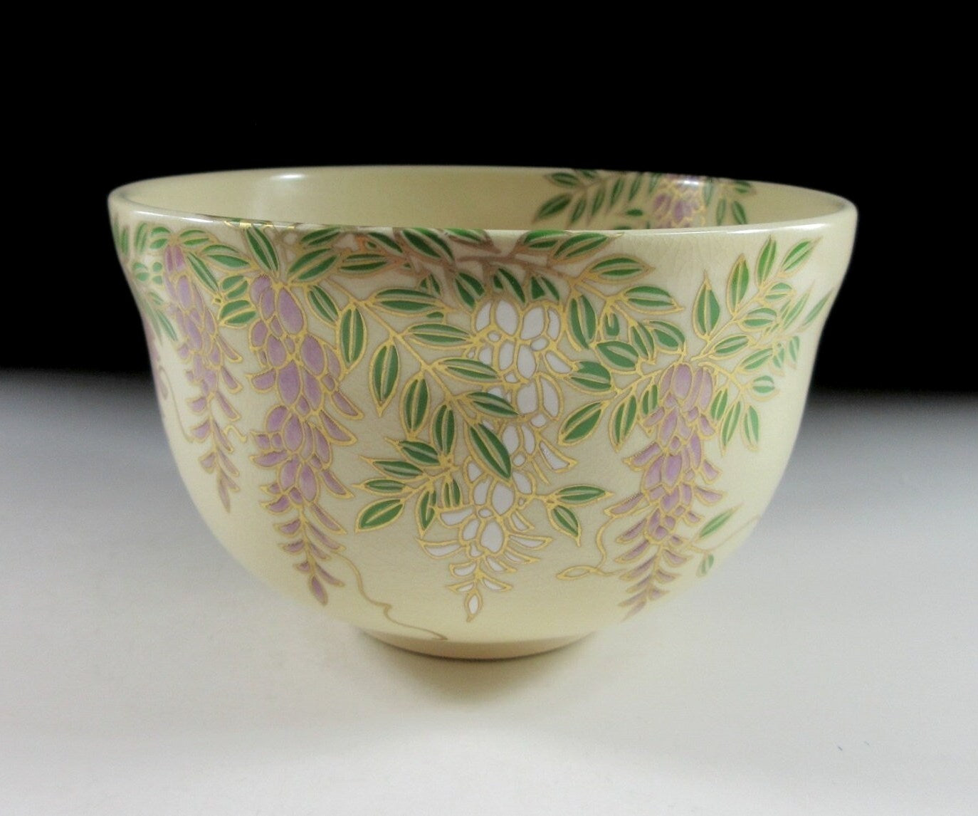 Miyaji Eika Wisteria Chawan