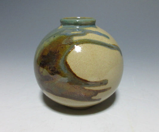 Hagiwara Kazuko Ryukyu-ware Bud Vase