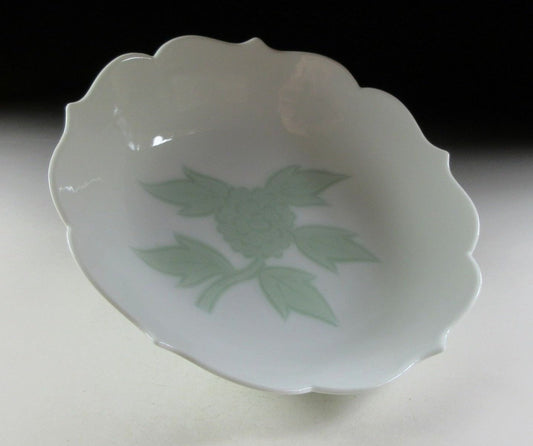 Inoue Manji Hakuji Glaze Porcelain Bowl