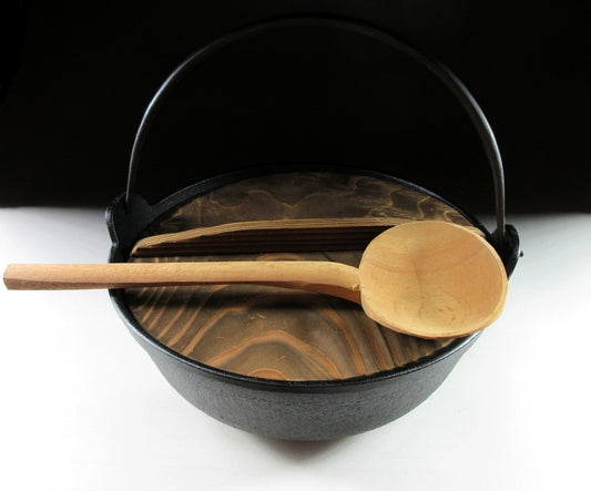 Oigen Nambu Tekki Cast Iron Pot