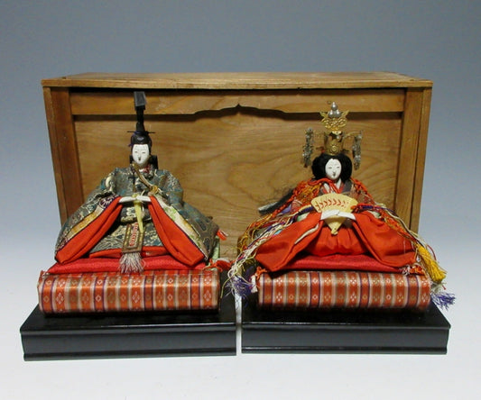 Taisho Emperor and Empress Dairi-bina Dolls