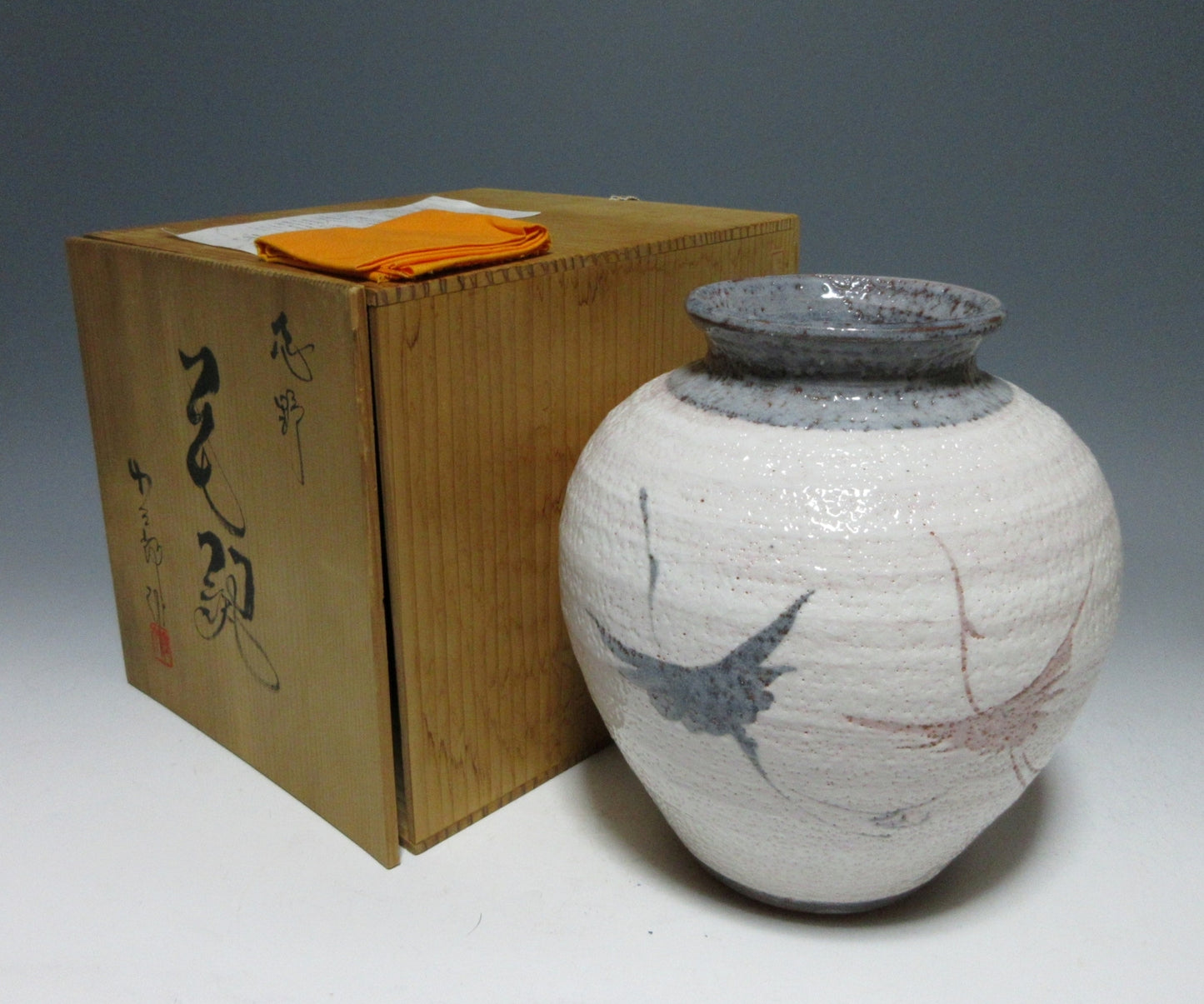 LARGE Kuwabara Kosaburo V Shino-ware Vase