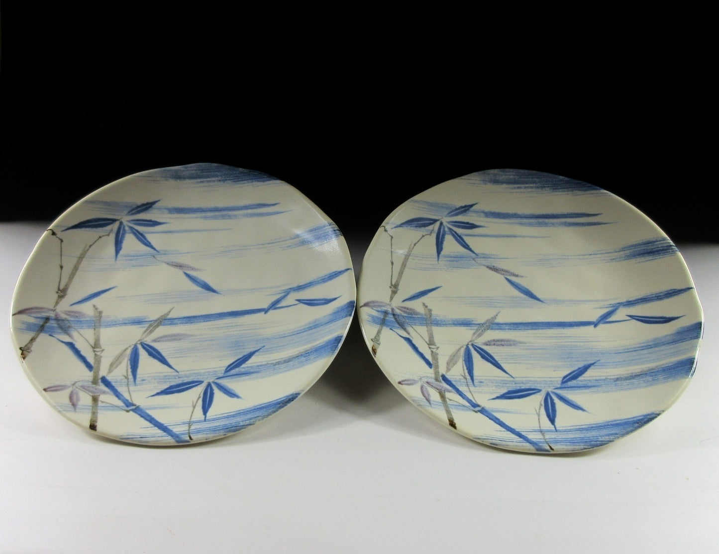 Pair of Tachikichi Bamboo Plates