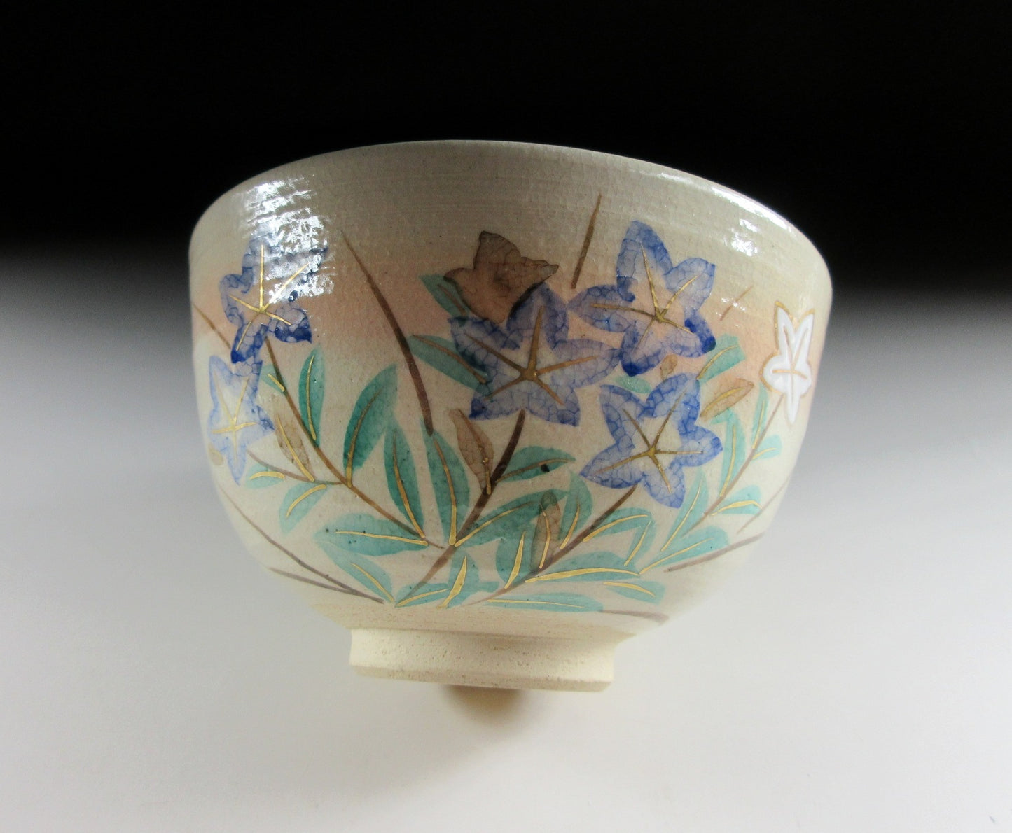 Nakamura Kaho Bellflower Chawan