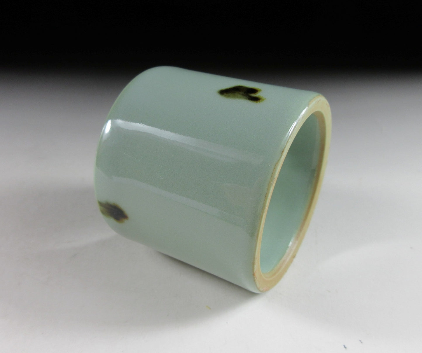 Celadon Glaze Futaoki