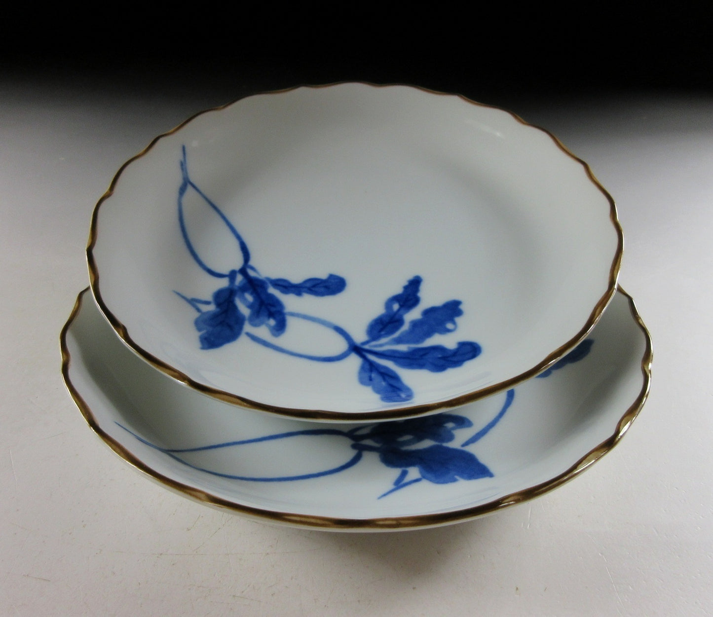 Pair of Mino Daikon Radish Plates