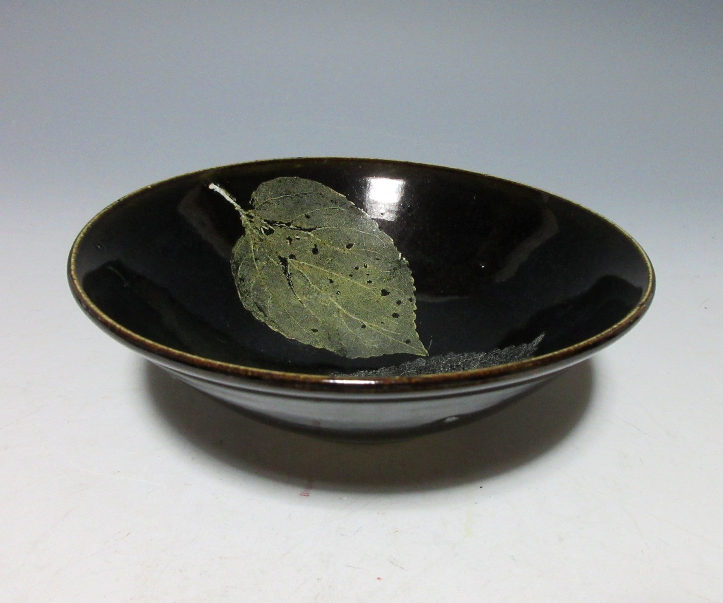 Watanabe Aoi Konoha-Tenmoku Chawan