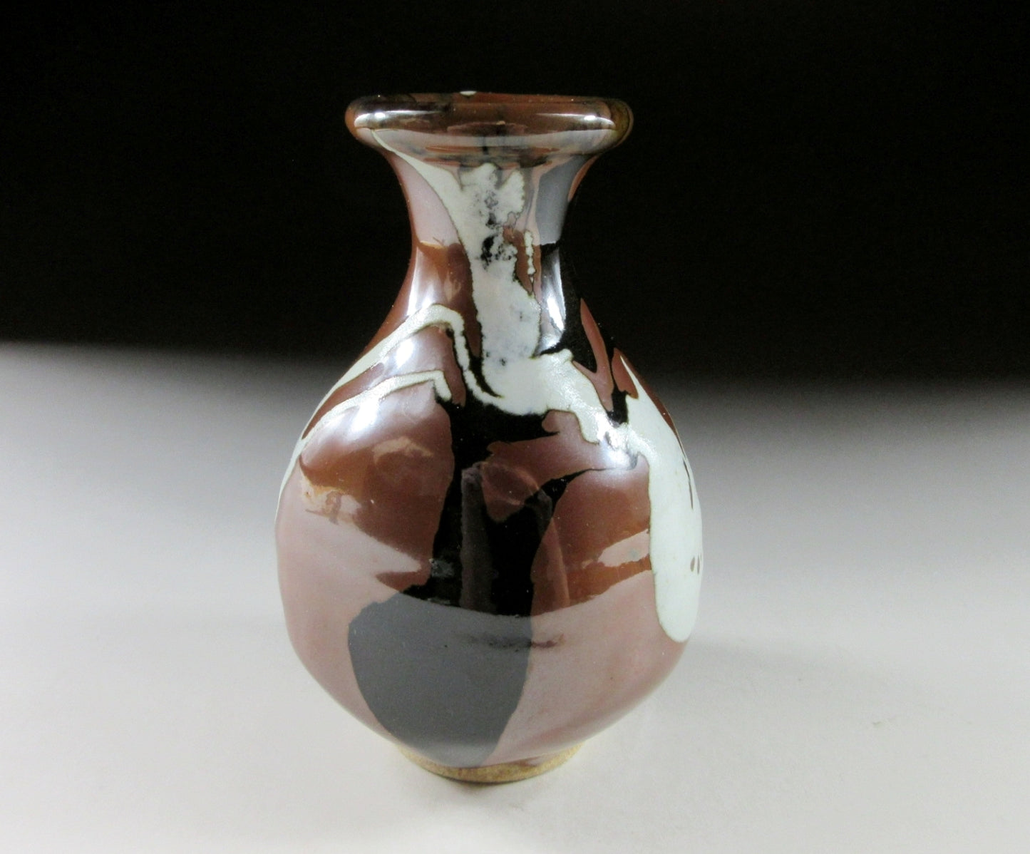 Tsukamoto Gama Ichirin-zashi Bud Vase #1