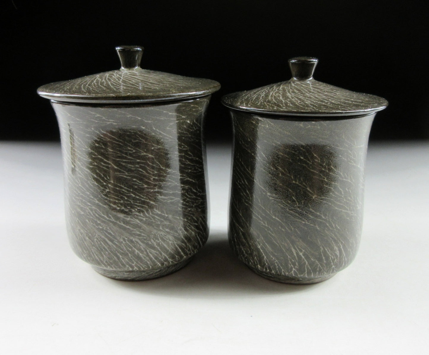 Yokoishi Gagyu XIII Lidded Yunomi