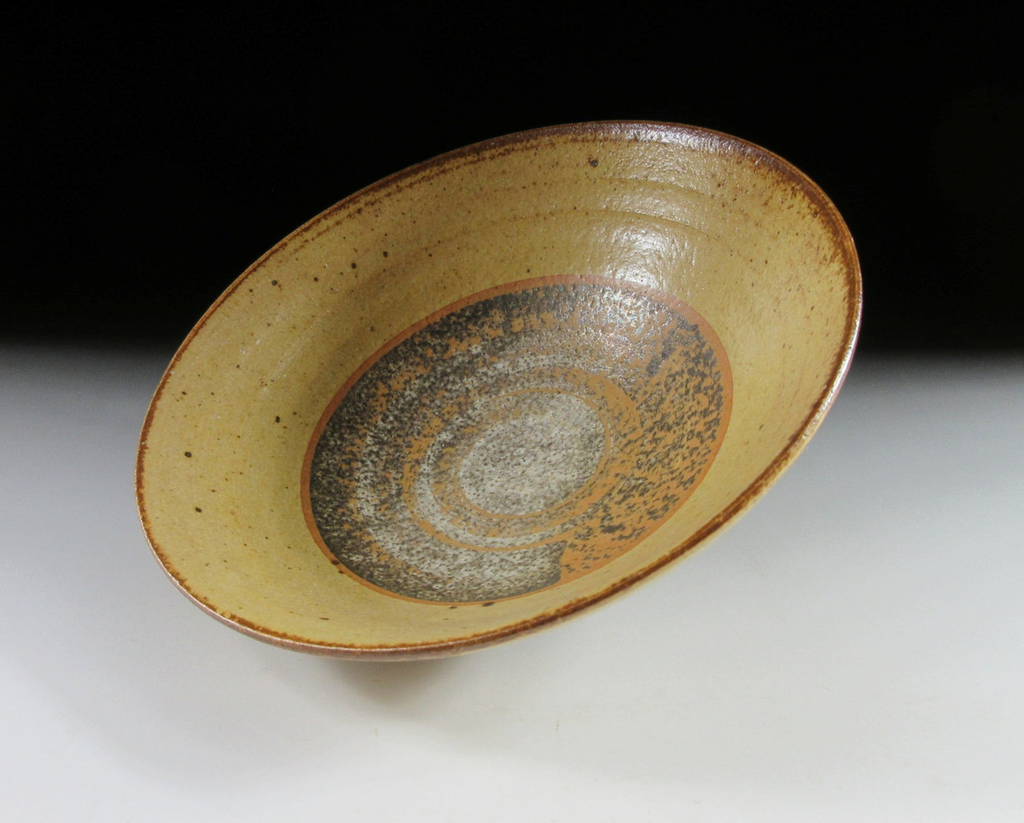 Small Irabo-ware Hira Chawan