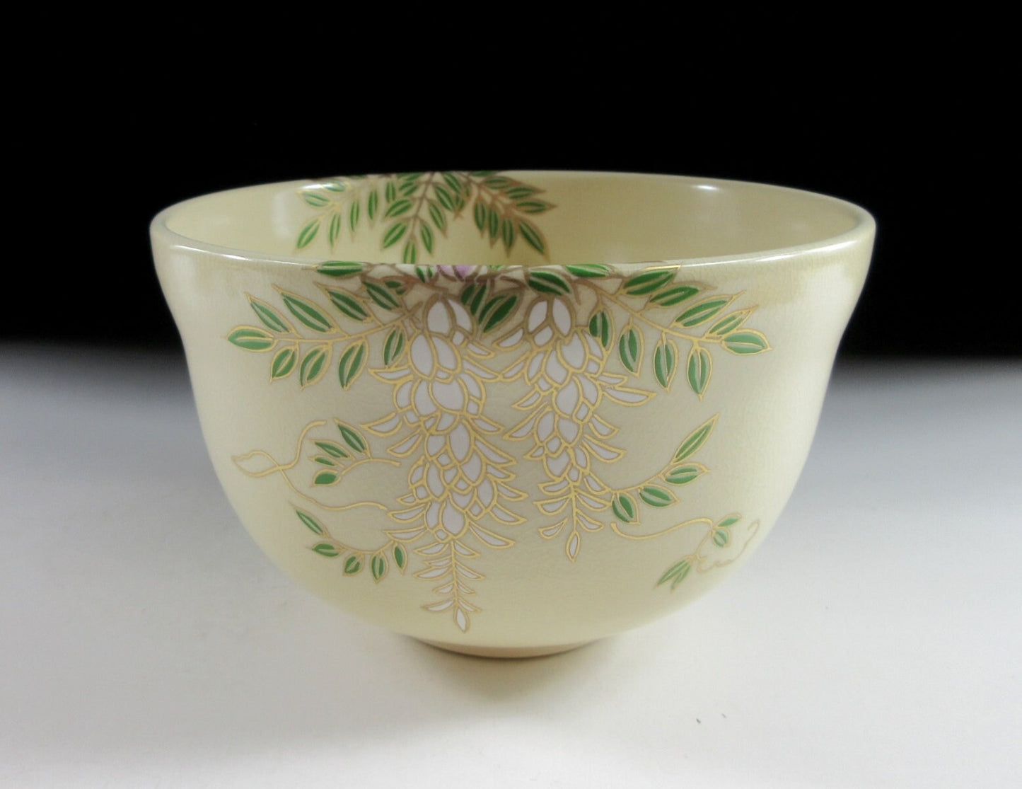 Miyaji Eika Wisteria Chawan