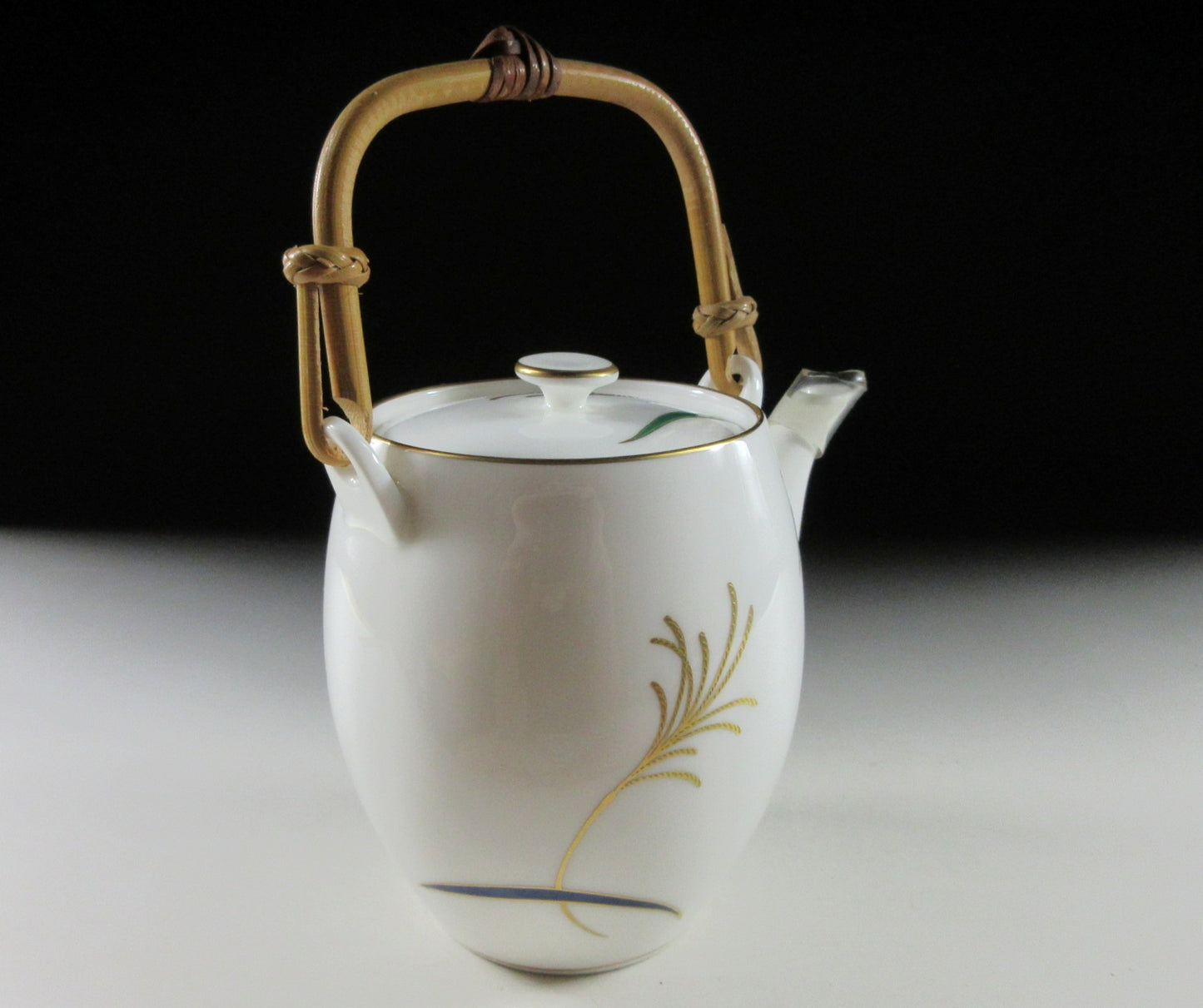 Hojo Gama Pampas Grass Teapot