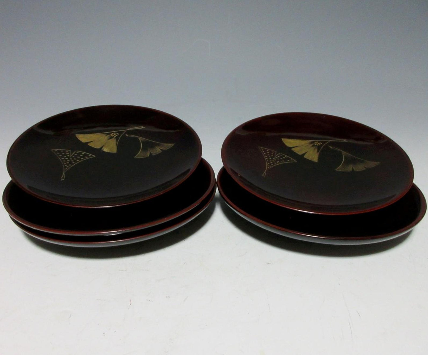 Kawatsura-nuri Lacquer Plates