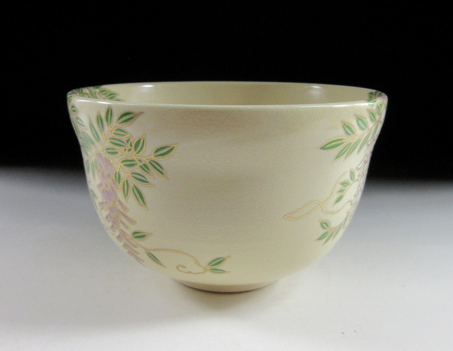 Miyaji Eika Wisteria Chawan