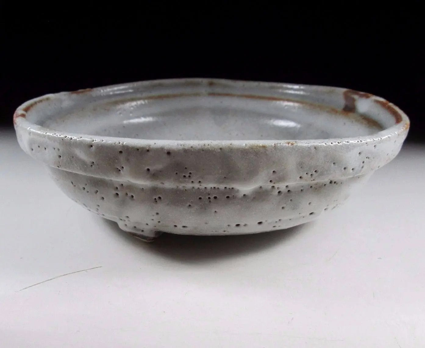 Large Hanemon Gama Nezumi Shino Bowl