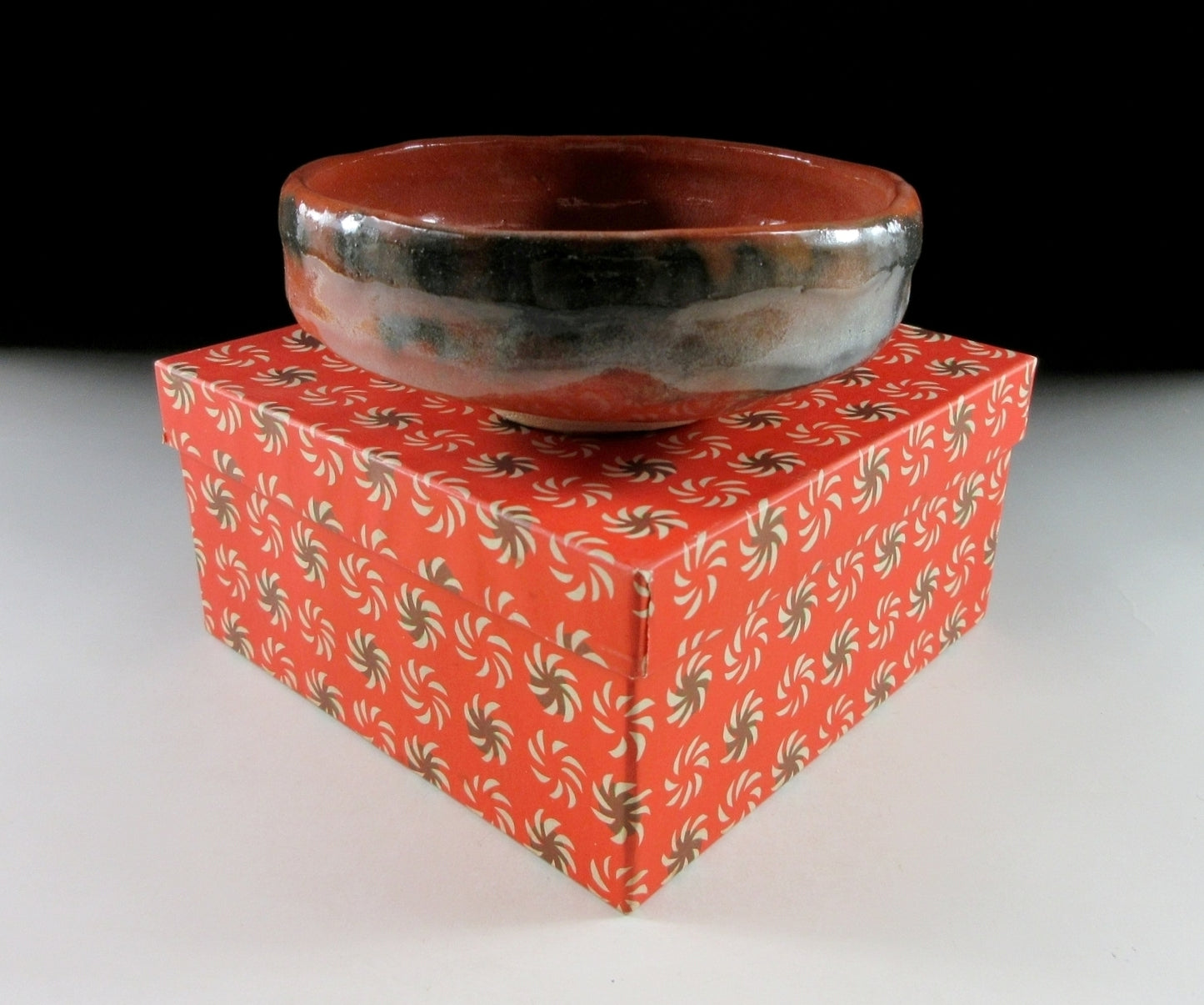 Sasaki Shoraku Aka Raku Hira Chawan